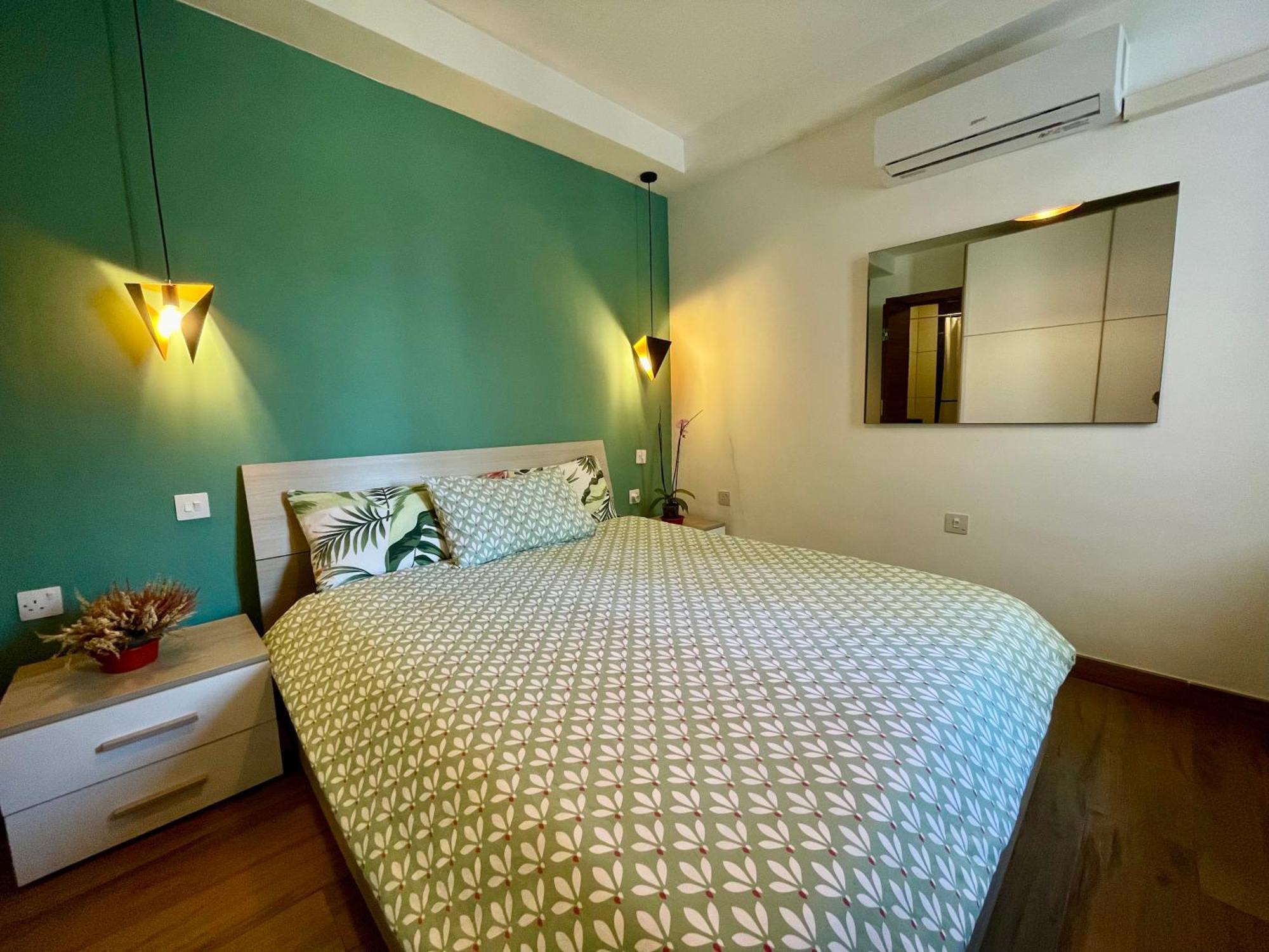 Airport Express: Private Bath & Self-check Retreat * Mqabba